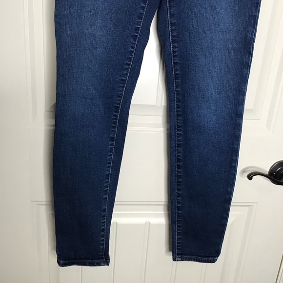 Madewell Roadtripper Jeans in Jansen Wash Size 27. - Picture 4 of 11